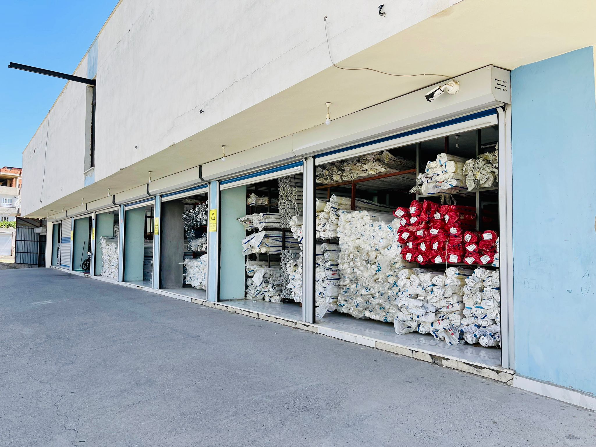 Kaliteli Markaları Sizlerle Buluşturuyoruz.